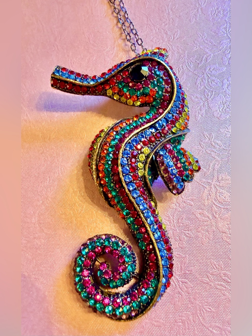 Multicolor Rhinestone Seahorse Pendant Necklace - Vibrant Statement Jewelry